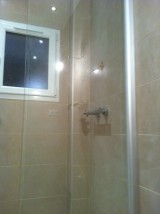 Salle de bains sur tons beige