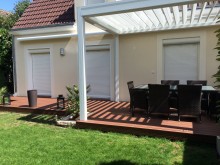 La Société Augusto a réalisé cette terrasse en composite à Sucy en Brie - Val de Marne (94)