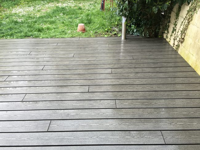 Réalisation d'une Terrasse en Bois Composite à Noisiel